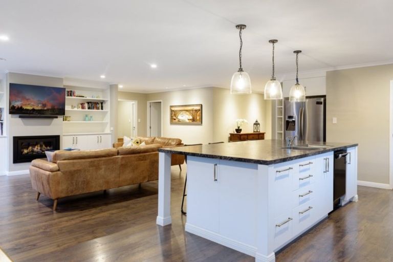 Photo of property in 61 Pyes Pa Road, Pyes Pa, Tauranga, 3112