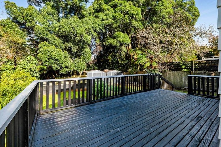 Photo of property in 8 Elizabeth Place, Ferndale, New Plymouth, 4310