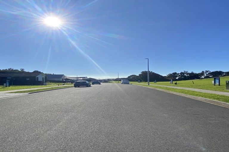 Photo of property in 31 Sycamore Drive, Sunnynook, Auckland, 0620