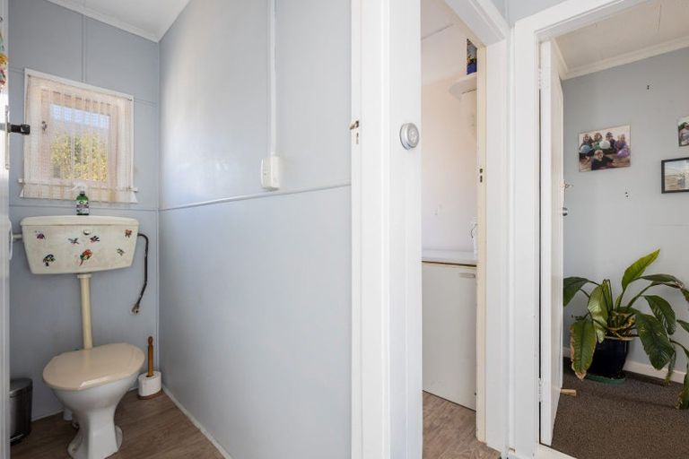 Photo of property in 52 Richmond Street, Waitara, 4320