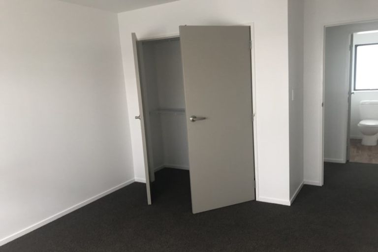 Photo of property in 19 Marjory Close, Broadmeadows, Wellington, 6035