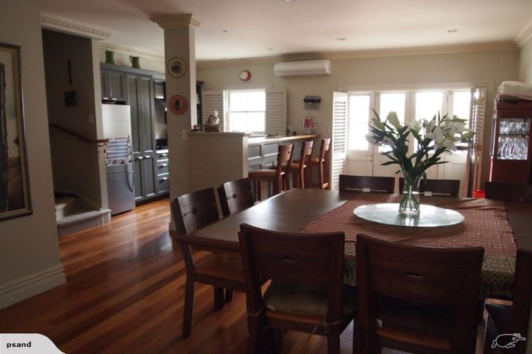 Photo of property in 1j George Street, Newmarket, Auckland, 1023