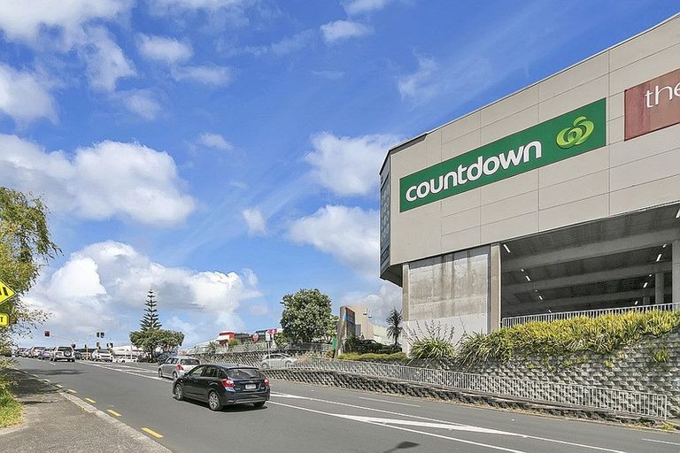 Photo of property in 1/3 Erewhon Place, Birkdale, Auckland, 0626