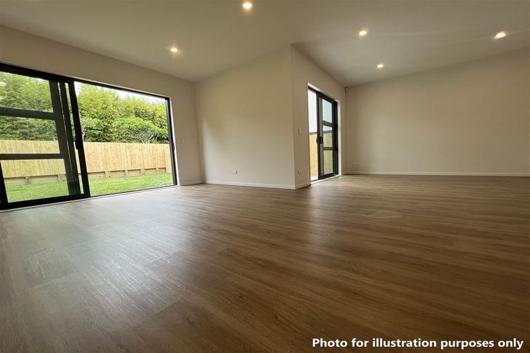 Photo of property in 31 Coast Garden Drive, Hobsonville, Auckland, 0616