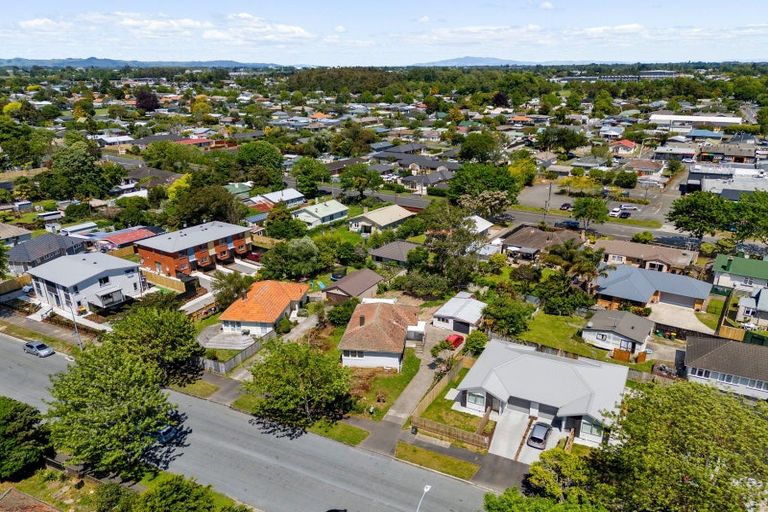 Photo of property in 10 Holland Road, Fairfield, Hamilton, 3214