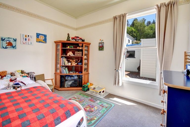 Photo of property in 124 Glen Road, The Glen, Dunedin, 9011