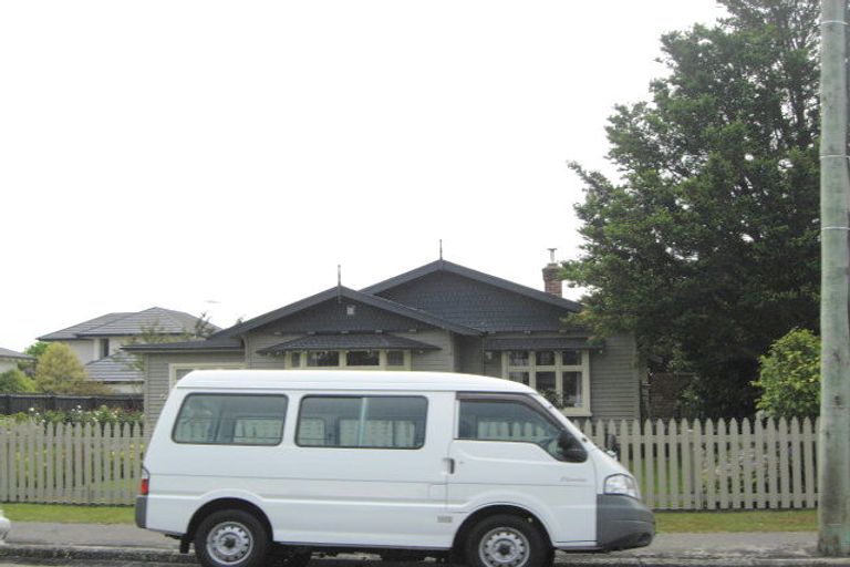 Photo of property in 129 Weston Road, St Albans, Christchurch, 8052