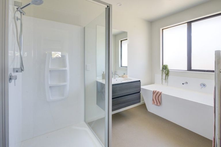 Photo of property in 23 Mcquillan Avenue, Woodend, 7610