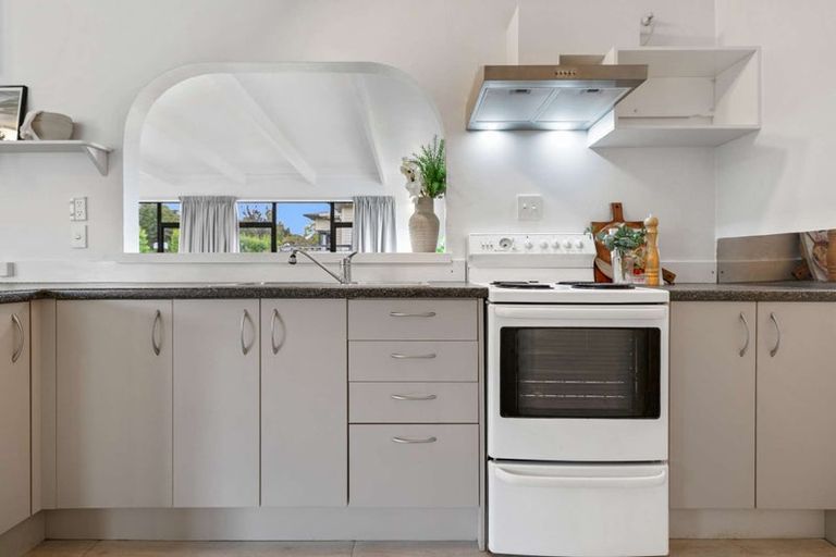 Photo of property in 12 Savage Road, Waihi, 3610