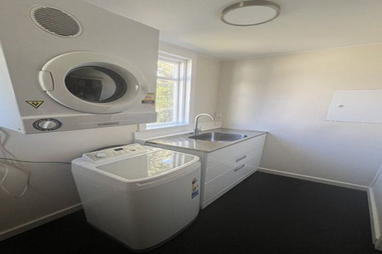 Photo of property in 90 Nottingham Street, Karori, Wellington, 6012