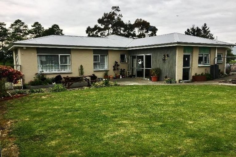 Photo of property in 76 Hastings Street, Ohai, 9635