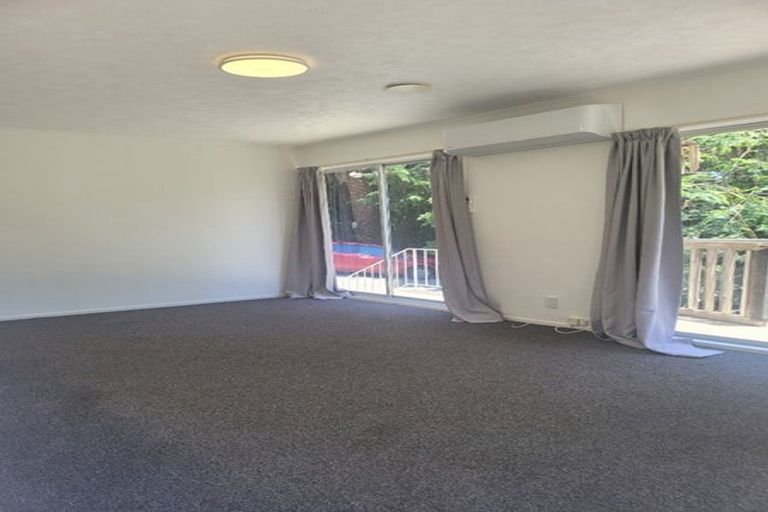 Photo of property in 14 Kirby Street, Glendene, Auckland, 0602