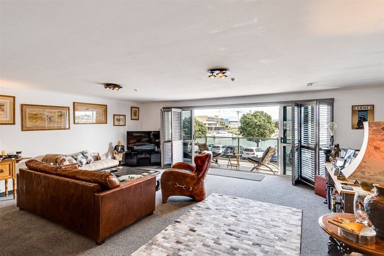 Photo of property in 1/26 West Quay, Ahuriri, Napier, 4110