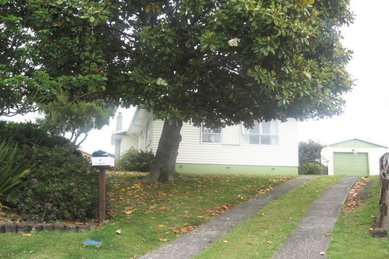 Photo of property in 4 Barrow Place, Te Puke, 3119