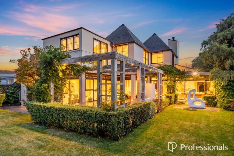 Photo of property in 87a Waterloo Road, Hutt Central, Lower Hutt, 5010