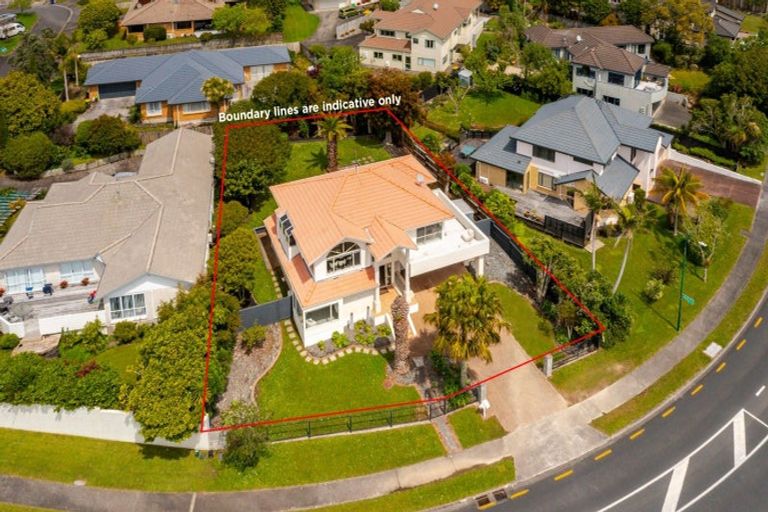 Photo of property in 46 Goldfinch Rise, Unsworth Heights, Auckland, 0632