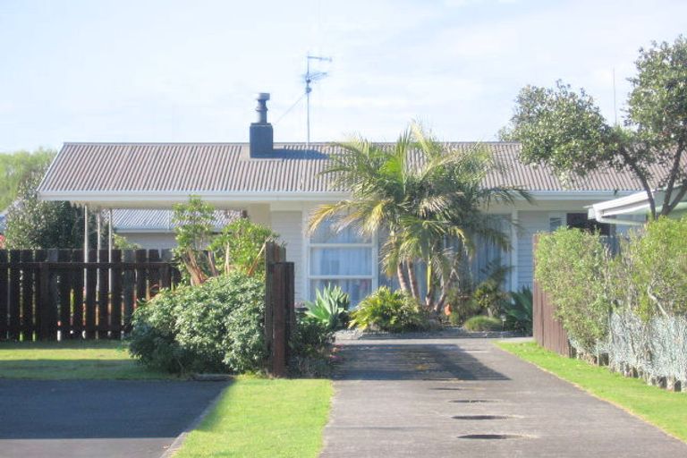 Photo of property in 4 Spur Avenue, Mount Maunganui, 3116