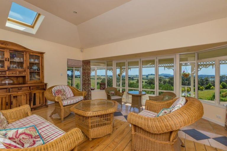 Photo of property in 10 Rangitane Road, Kerikeri, 0294