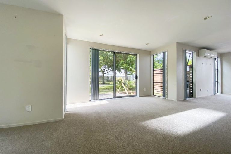 Photo of property in 192 Porchester Road, Takanini, 2112