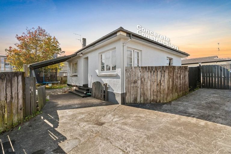 Photo of property in 1/3 James Road, Manurewa, Auckland, 2102
