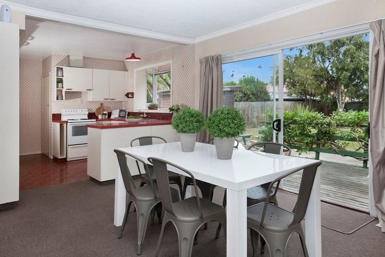 Photo of property in 15 Hounslow Street, Ilam, Christchurch, 8041