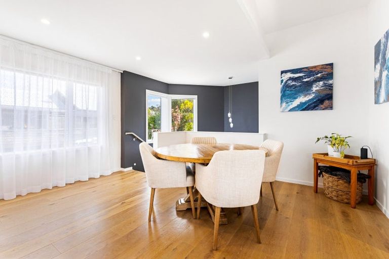 Photo of property in 1/28 Manly Esplanade, Browns Bay, Auckland, 0630