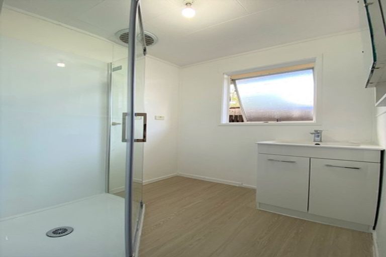 Photo of property in 59 Casuarina Road, Half Moon Bay, Auckland, 2012