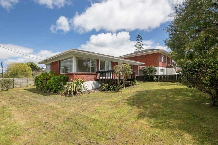 Photo of property in 1/27 Nile Road, Milford, Auckland, 0620