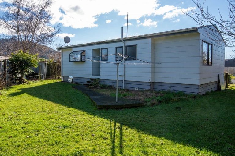 Photo of property in 94b Clayton Road, Mangakakahi, Rotorua, 3015