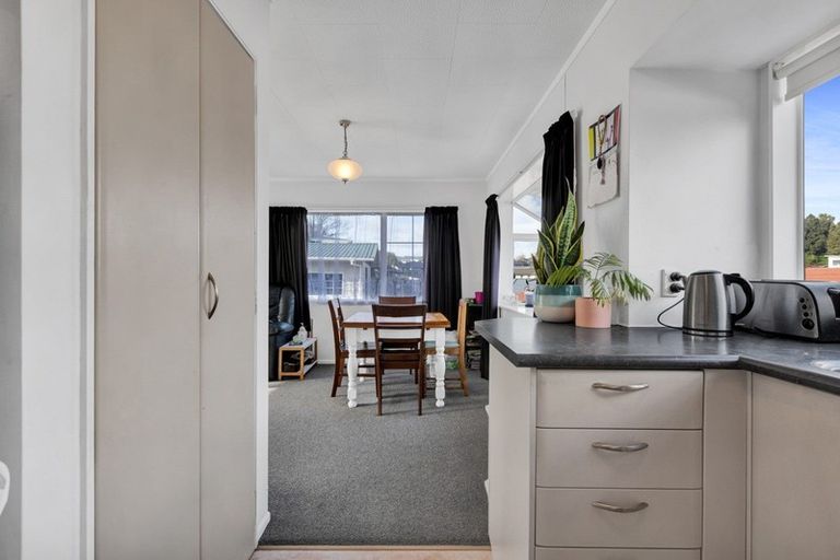 Photo of property in 9a Ballantrae Place, Highlands Park, New Plymouth, 4312