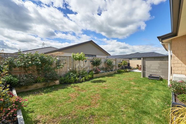 Photo of property in 86 Rosalie Terrace, Kelvin Grove, Palmerston North, 4414