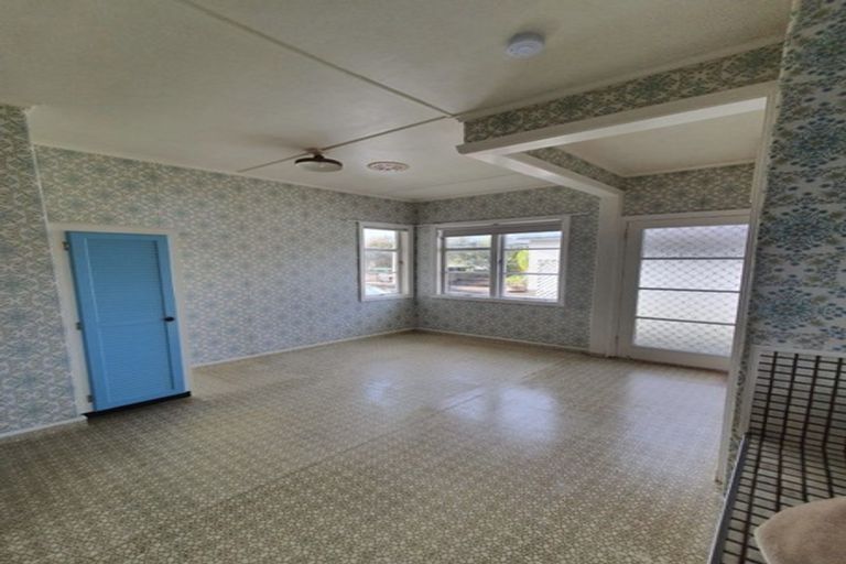 Photo of property in 96 Portal Street, Durie Hill, Whanganui, 4500