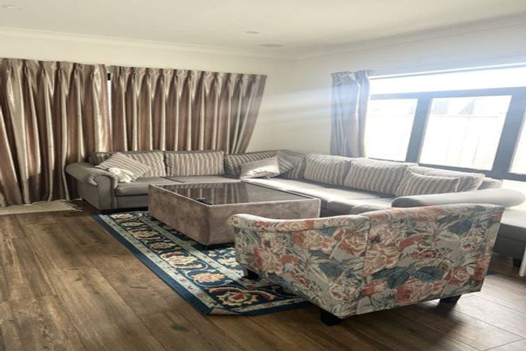 Photo of property in 32 Lusitano Drive, Karaka, Papakura, 2113