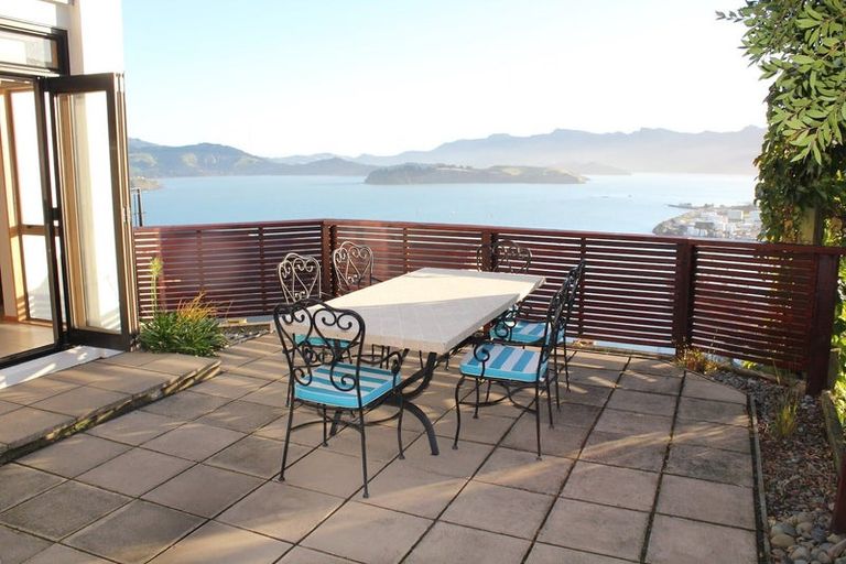 Photo of property in 22 Gilmour Terrace, Lyttelton, 8082