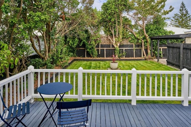 Photo of property in 48 Queen Street, Petone, Lower Hutt, 5012