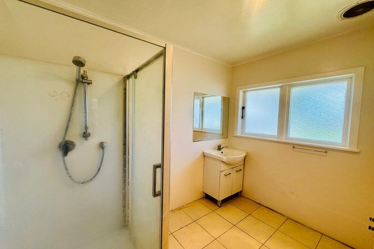Photo of property in 6 Ranum Road, Papatoetoe, Auckland, 2025