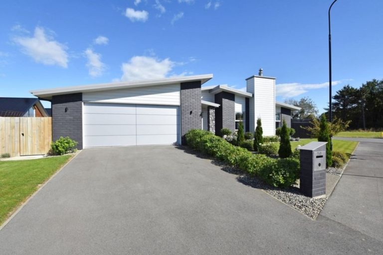 Photo of property in 50 Northside Drive, Waikiwi, Invercargill, 9810