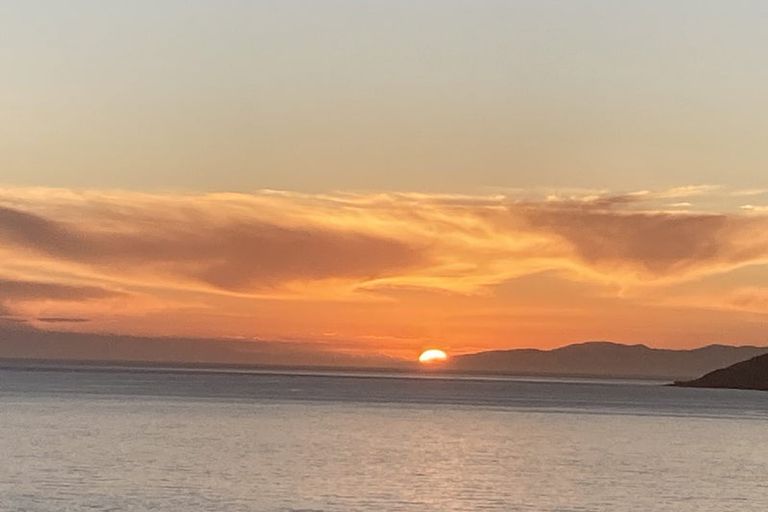 Photo of property in 5 Ogilvy Terrace, Plimmerton, Porirua, 5026