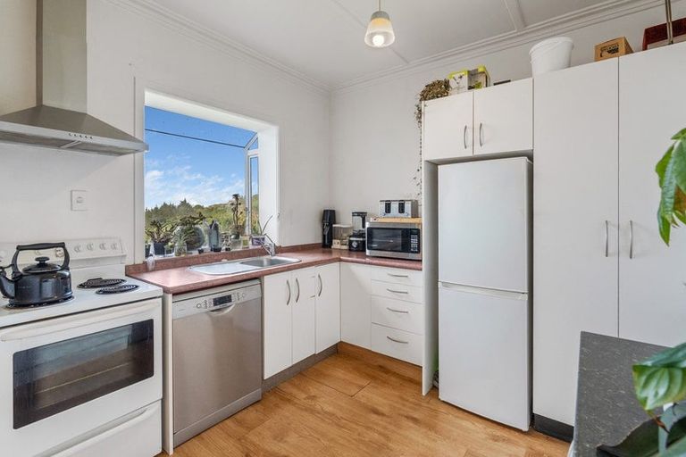 Photo of property in 79 Middleton Road, Kew, Dunedin, 9012