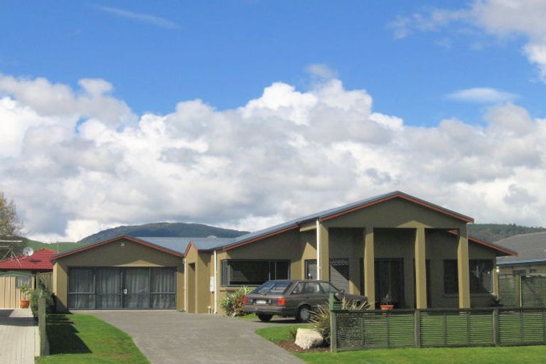Photo of property in 225 Vaughan Road, Owhata, Rotorua, 3010