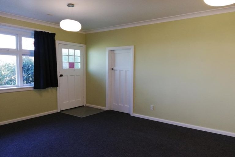 Photo of property in 26 Lerwick Terrace, Melrose, Wellington, 6023