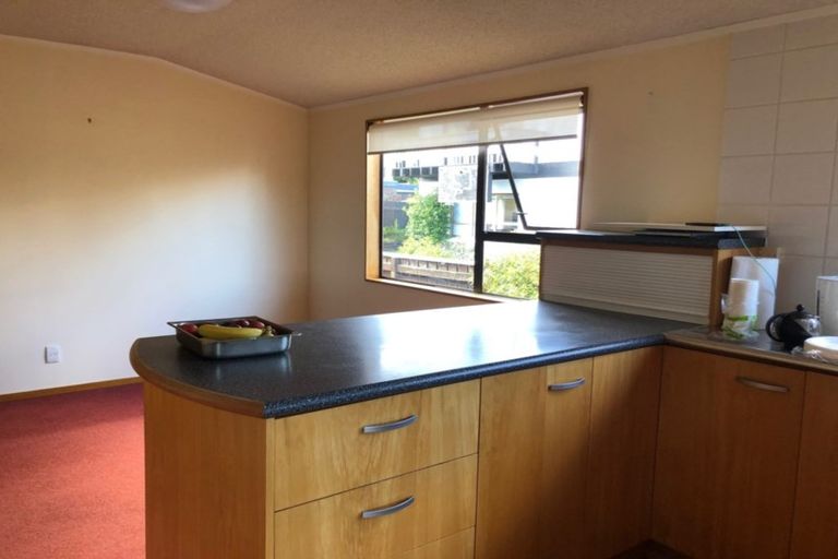 Photo of property in 16 Chestnut Grove, Maungaraki, Lower Hutt, 5010