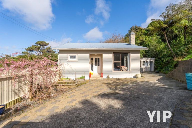 Photo of property in 28 Tuapapa Street, Johnsonville, Wellington, 6037