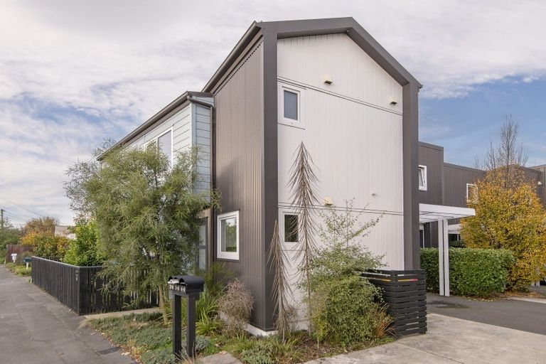 Photo of property in 1/6 Feilding Street, Addington, Christchurch, 8024