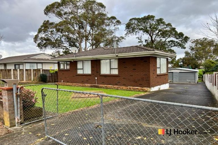 Photo of property in 6 Goldnib Place, Randwick Park, Auckland, 2105