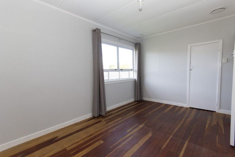 Photo of property in 63 Terou Street, Manaia, 4612