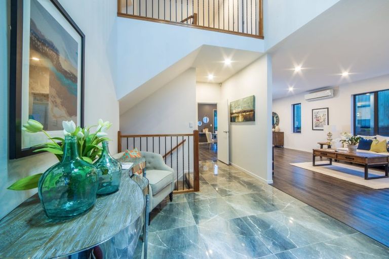 Photo of property in 13 Paitry Place, Swanson, Auckland, 0614