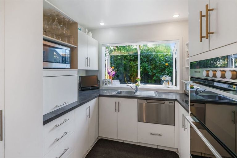 Photo of property in 2/239 Maidstone Road, Avonhead, Christchurch, 8042