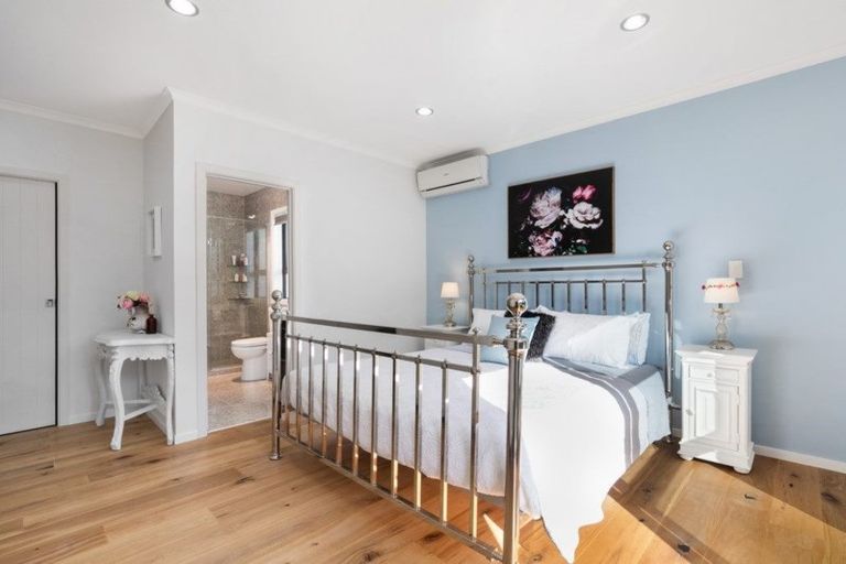 Photo of property in 330 Harbourside Drive, Karaka, Papakura, 2113