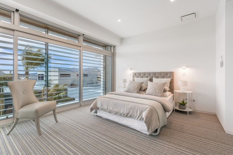 Photo of property in 10 Martingale Lane, One Tree Point, 0118